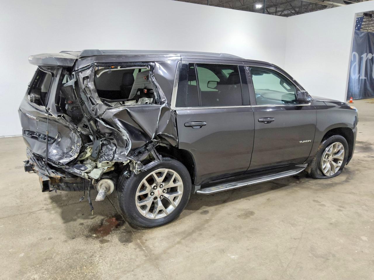 1GKS2AKC8FR276581 2015 GMC YUKON photo no. 3