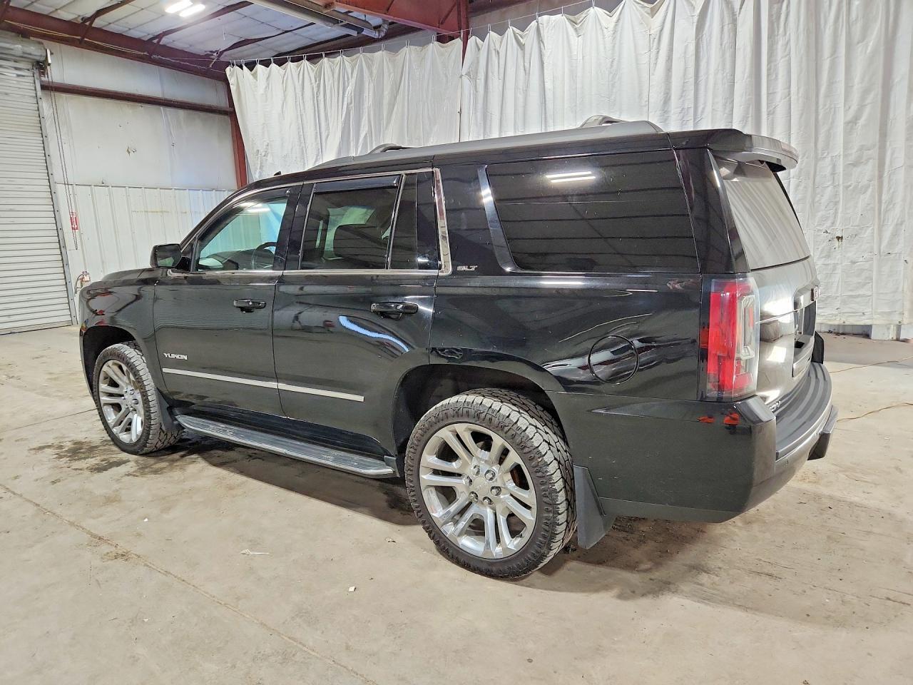 2018 GMC YUKON SLT — Фото 2 из 13