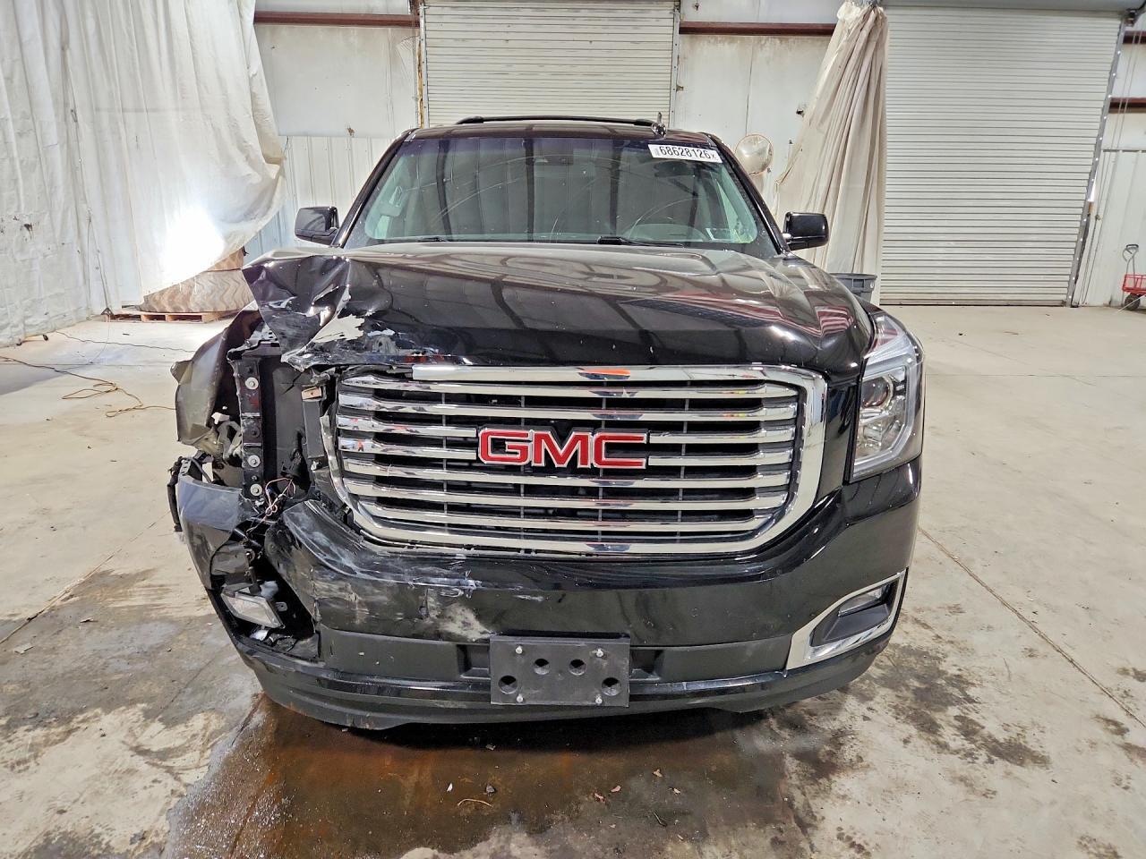 2018 GMC YUKON SLT — Фото 5 из 13