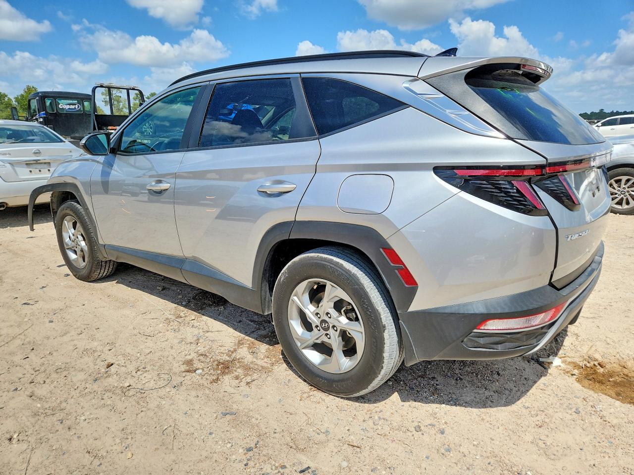 2023 HYUNDAI TUCSON SEL — Фото 2 из 14