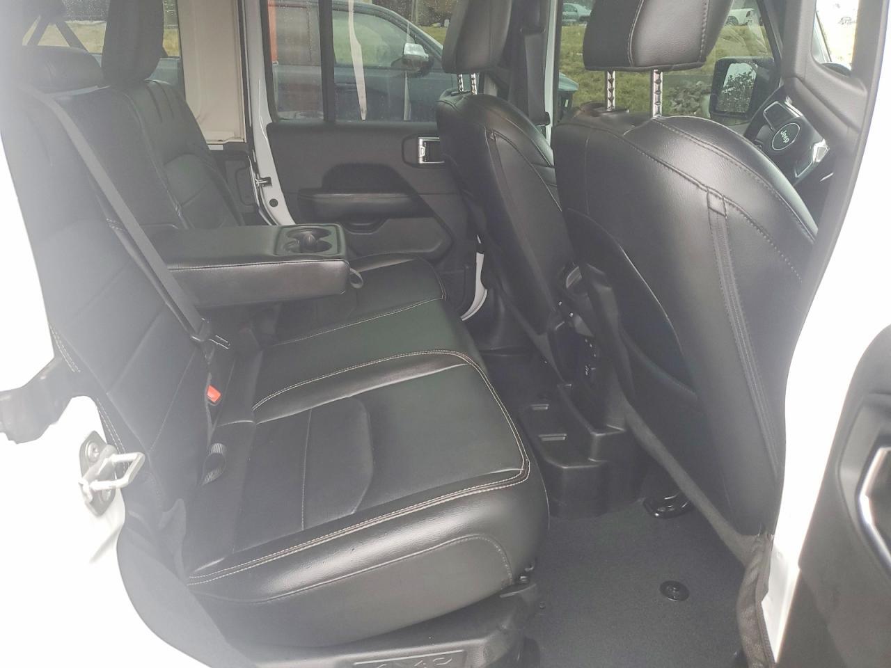1C4JJXP68NW276757 2022 JEEP WRANGLER UNLIMITED photo no. 10