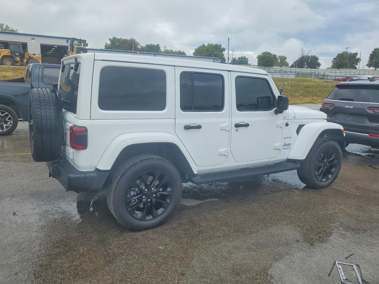 1C4JJXP68NW276757 2022 JEEP WRANGLER UNLIMITED photo no. 3