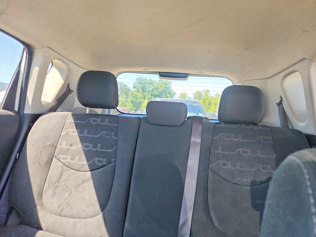 KNDJT2A61D7551612 2013 KIA SOUL photo no. 10