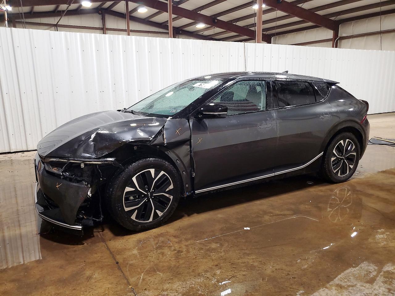 2023 KIA EV6 KNDC34LA1P5612012