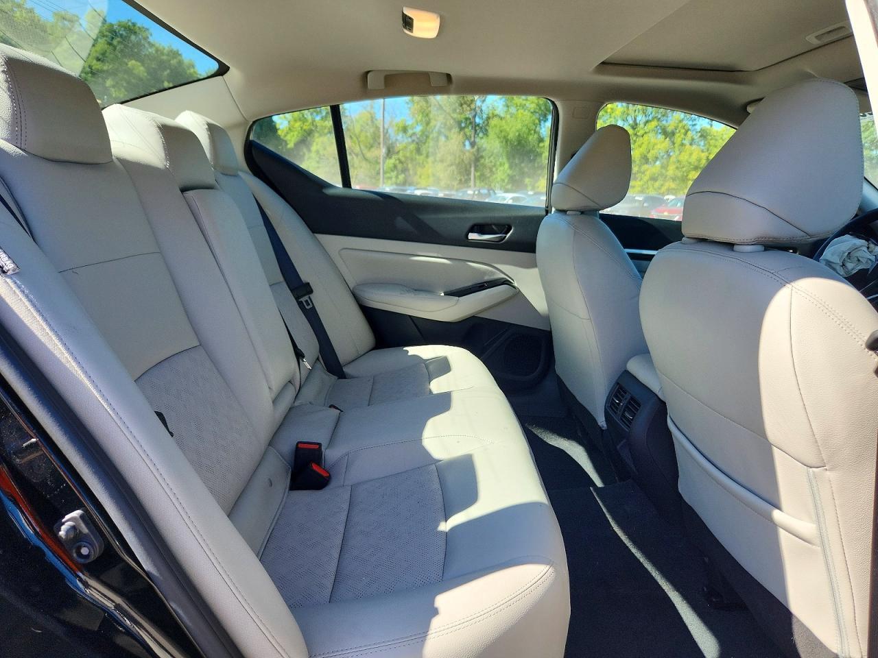 2025 NISSAN ALTIMA SL — Фото 10 из 12