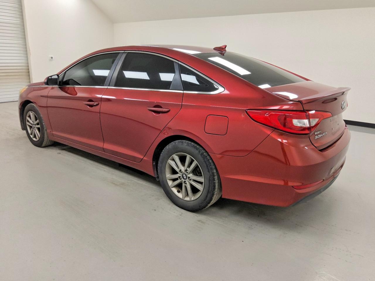 5NPE24AF2FH180314 2015 HYUNDAI SONATA photo no. 2
