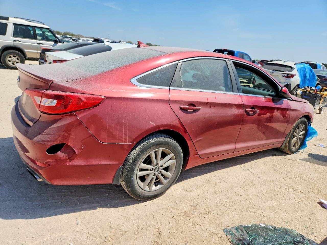 5NPE24AF9FH044648 2015 HYUNDAI SONATA photo no. 3