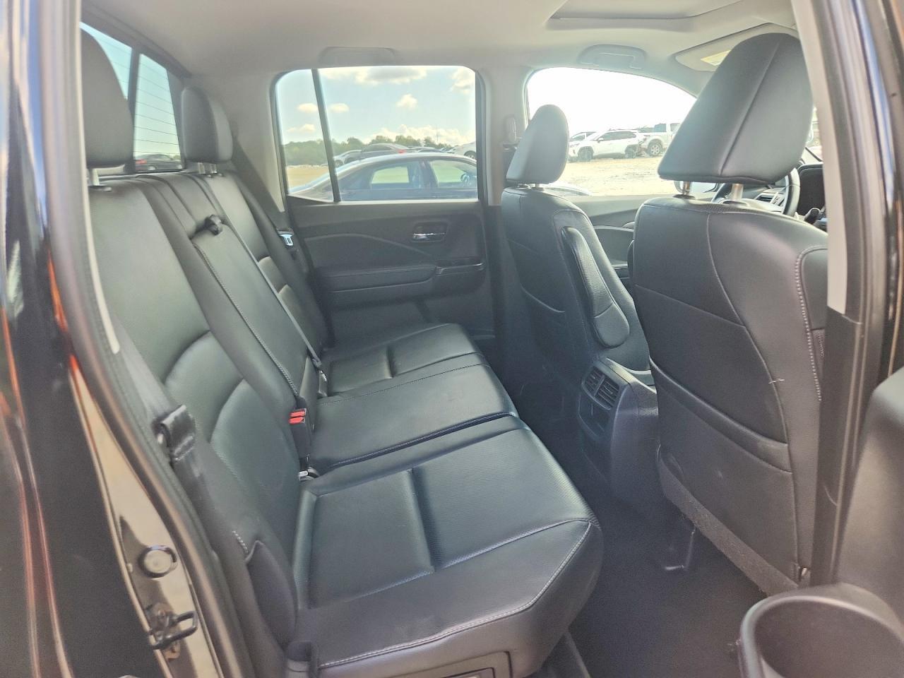 5FPYK2F6XKB001382 2019 HONDA RIDGELINE photo no. 10