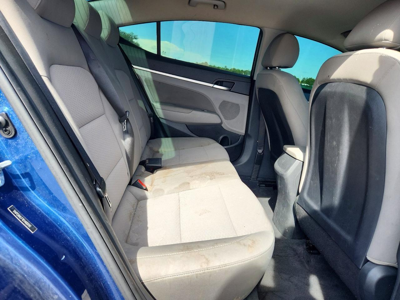 2019 HYUNDAI ELANTRA SEL — Фото 10 из 12