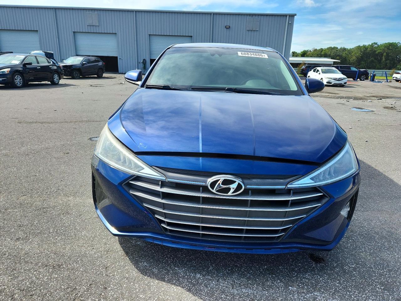 2019 HYUNDAI ELANTRA SEL — Фото 5 из 12