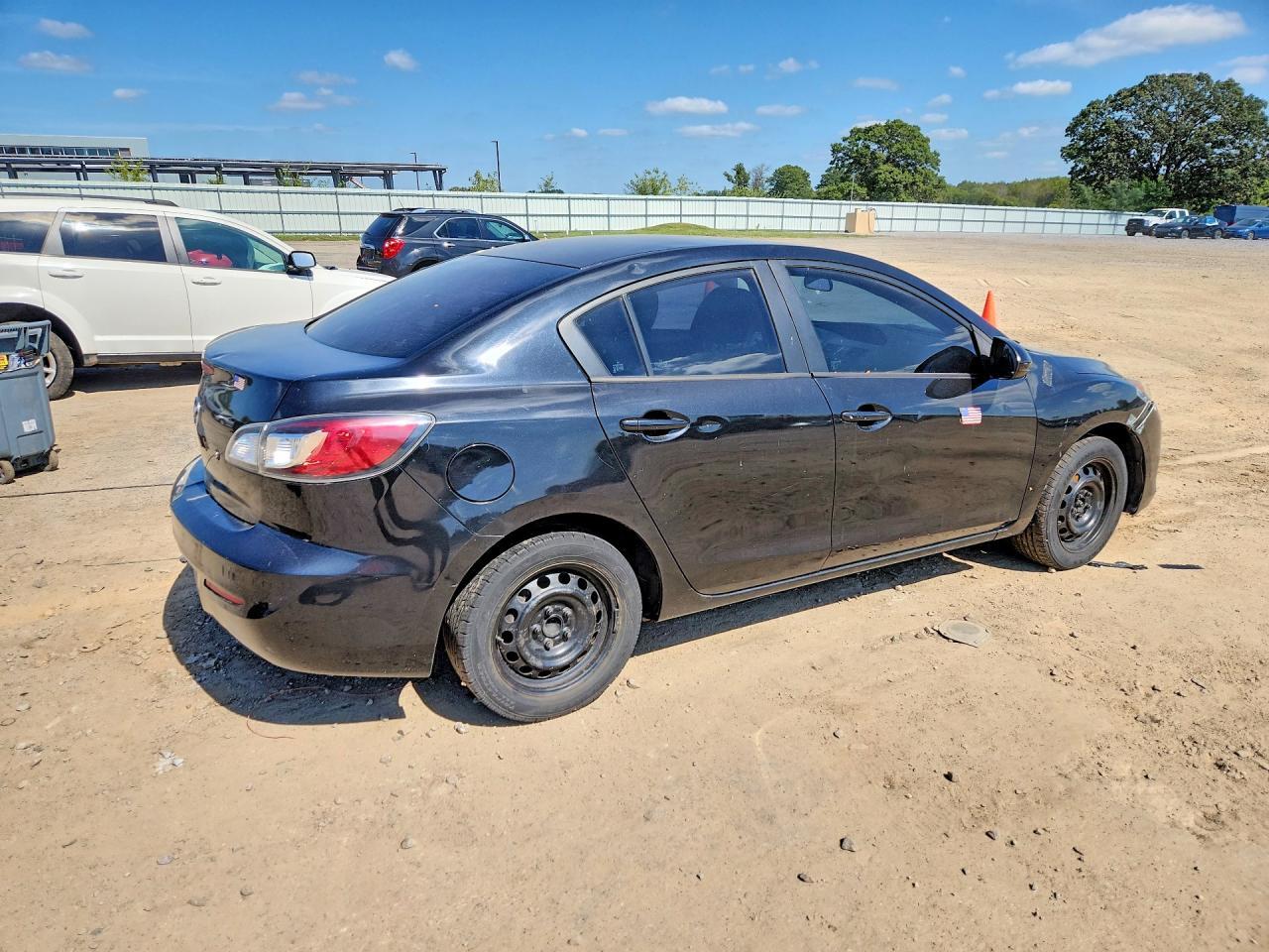 JM1BL1TG7D1824575 2013 MAZDA 3 photo no. 3