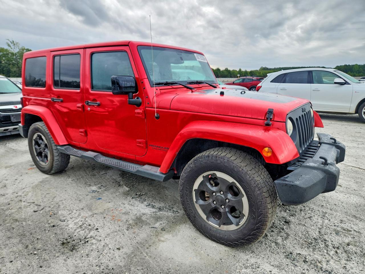 2014 JEEP WRANGLER UNLIMITED SAHARA — Фото 4 из 13
