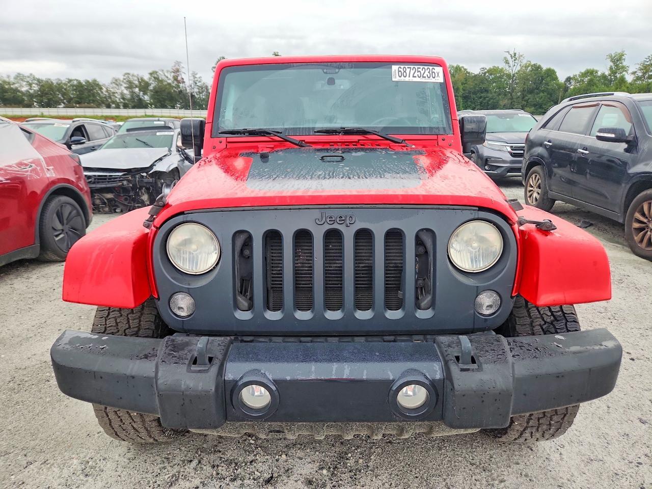2014 JEEP WRANGLER UNLIMITED SAHARA — Фото 5 из 13