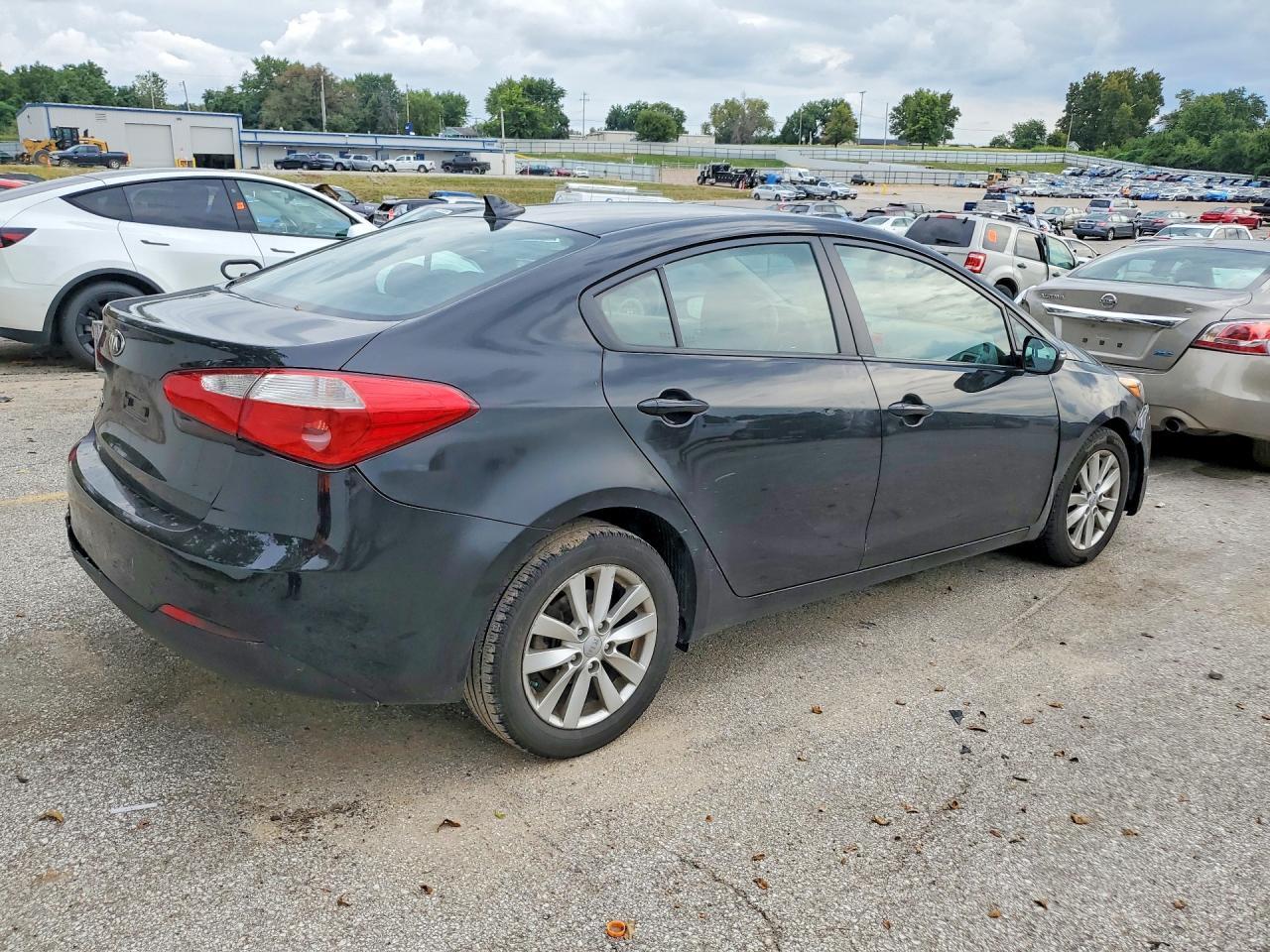 2014 KIA FORTE LX — Фото 3 из 12