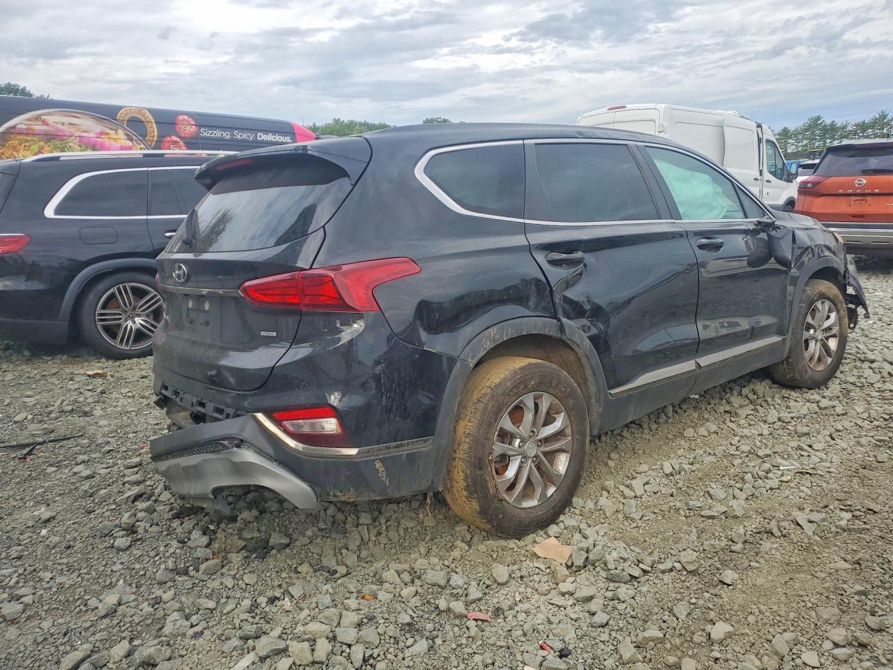 2019 HYUNDAI SANTA FE SE — Фото 3 из 12