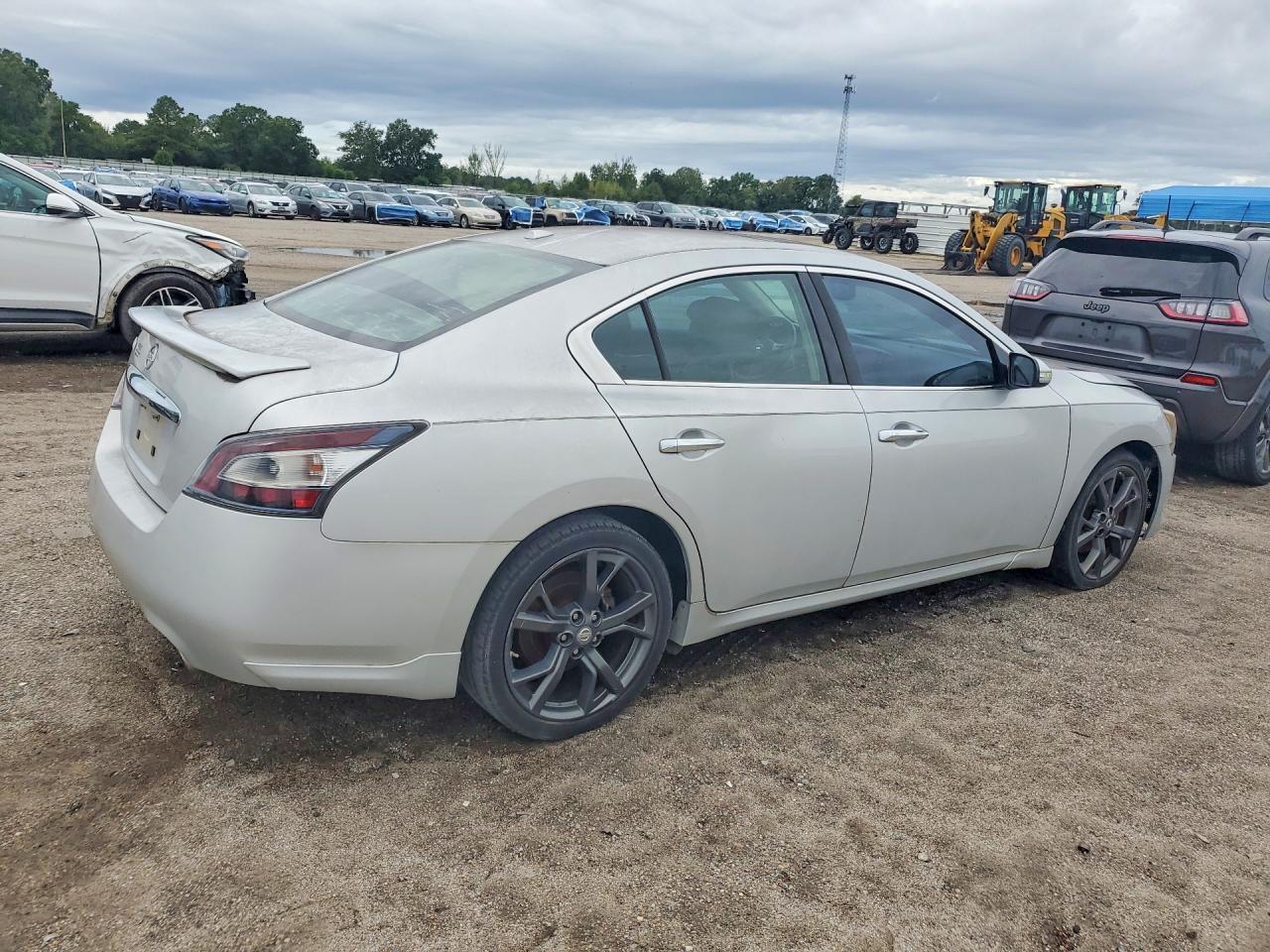 1N4AA5AP0DC847668 2013 NISSAN MAXIMA photo no. 3