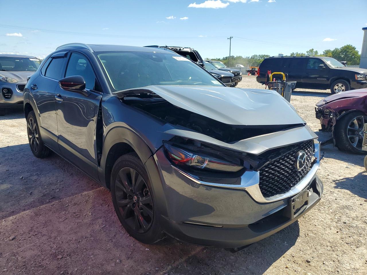 2021 MAZDA CX-30 PREMIUM — Фото 4 из 13