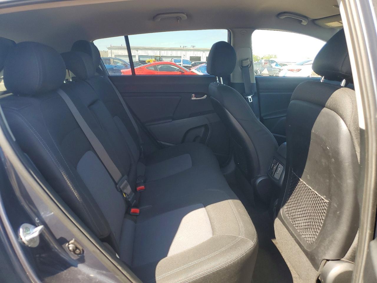 2016 KIA SPORTAGE LX — Фото 11 из 13