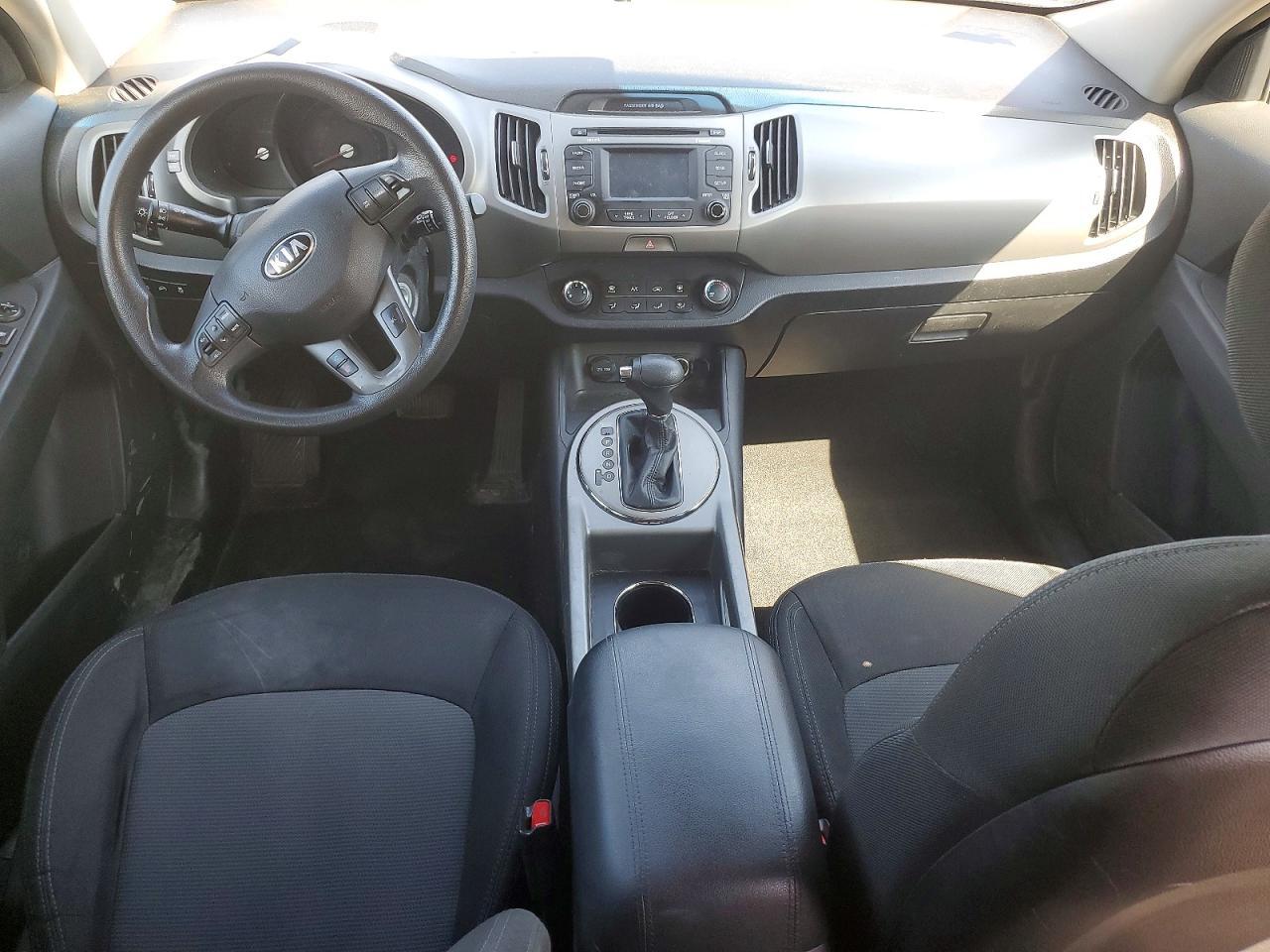 2016 KIA SPORTAGE LX — Фото 8 из 13
