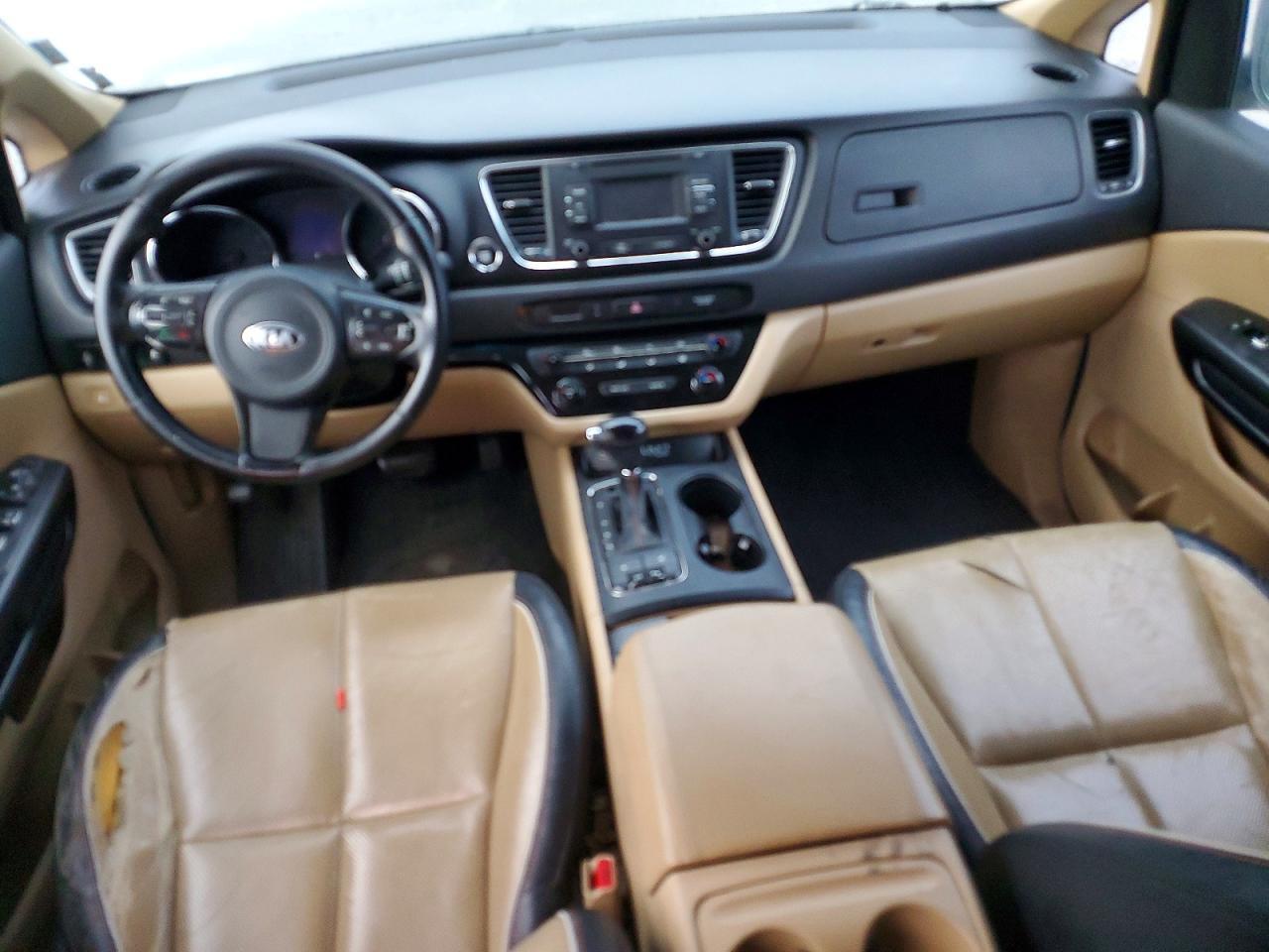 2017 KIA SEDONA LX — Фото 8 из 13