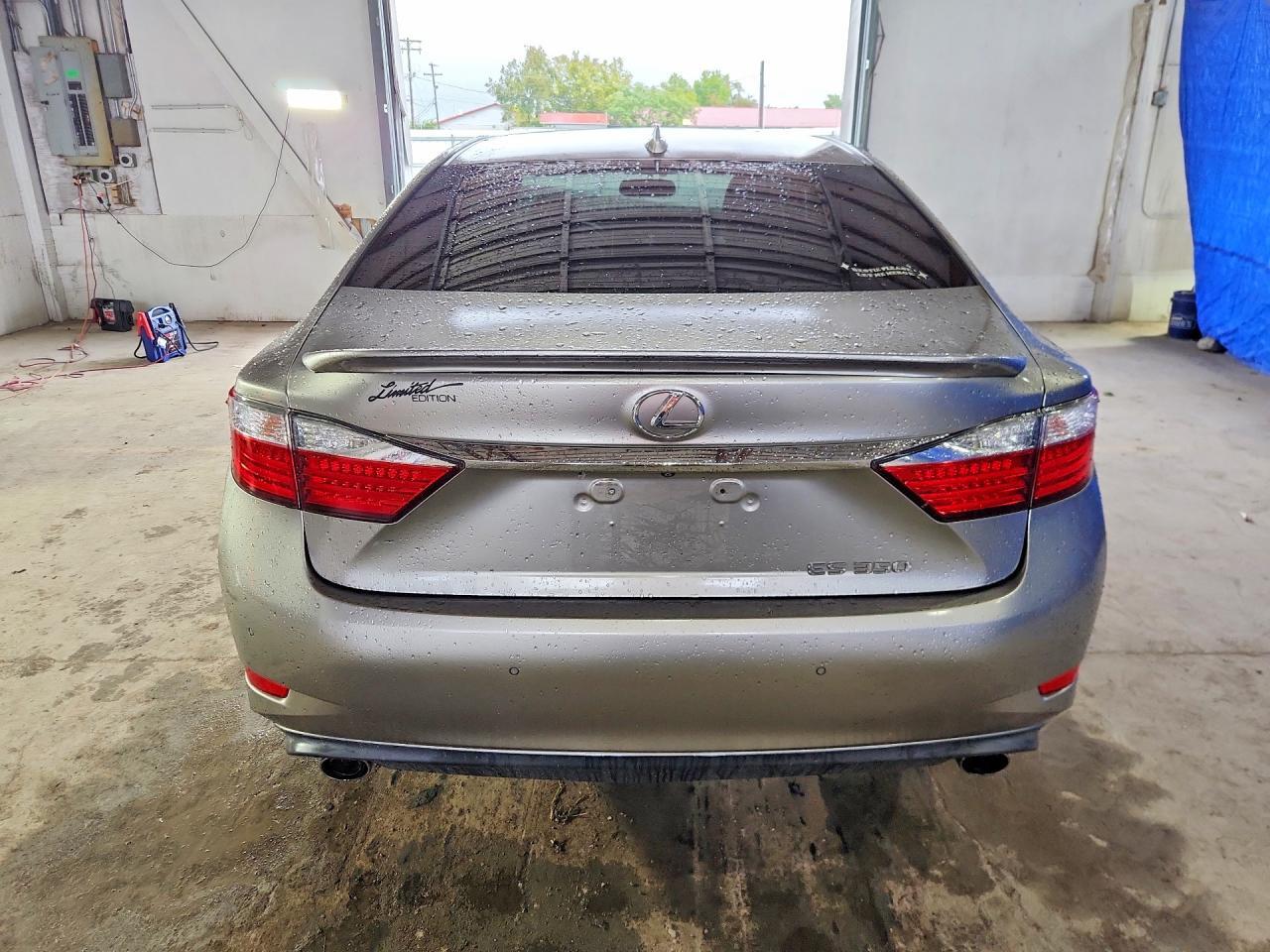 2015 LEXUS ES 350 — Фото 6 из 12