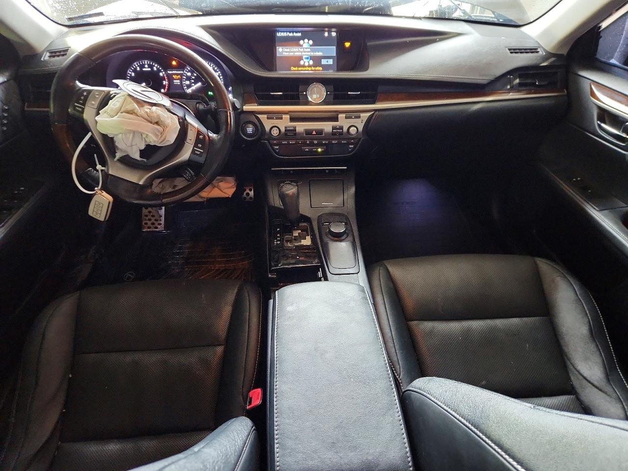2015 LEXUS ES 350 — Фото 8 из 12