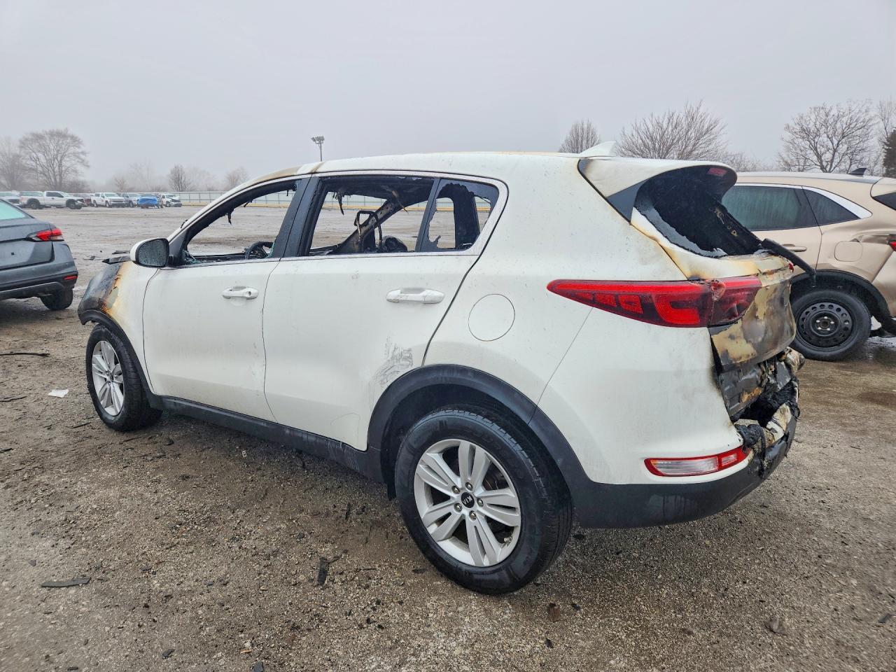 KNDPM3AC6J7402529 2018 KIA SPORTAGE photo no. 2