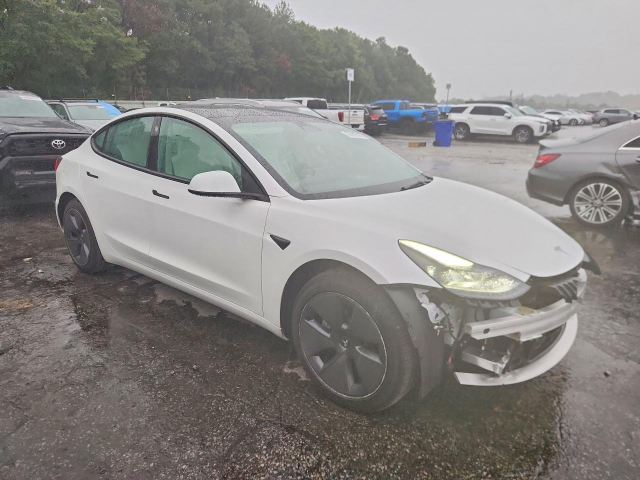 5YJ3E1EB2NF167029 2022 TESLA MODEL 3 photo no. 4