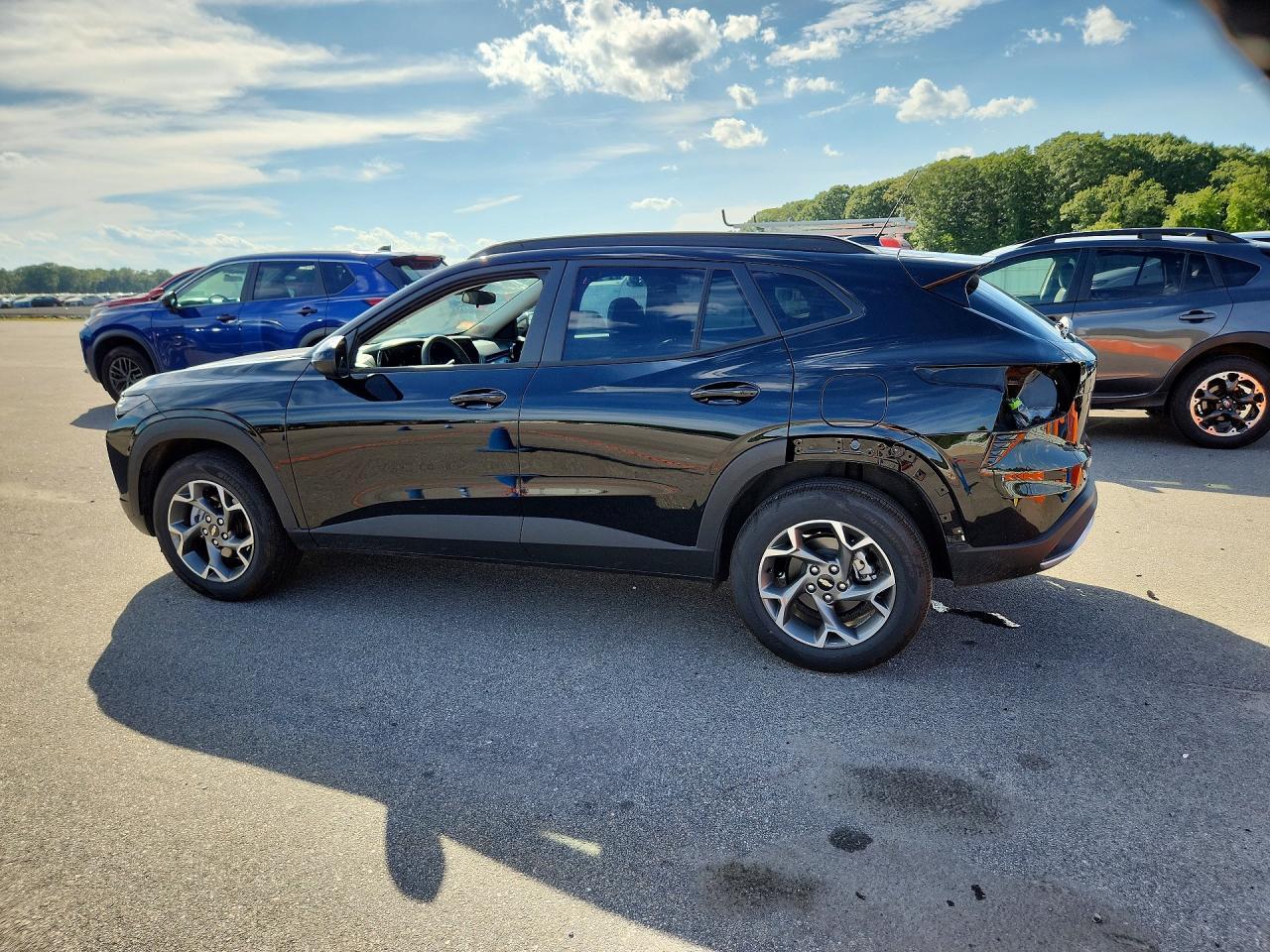 KL77LHEP8TC114709 2026 CHEVROLET TRAX photo no. 2