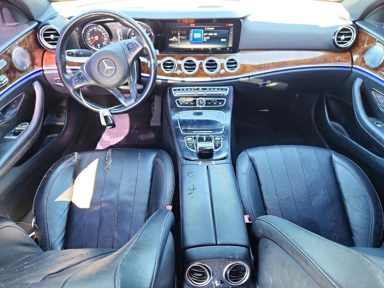 2017 MERCEDES-BENZ E 300 4MATIC — Фото 8 из 12