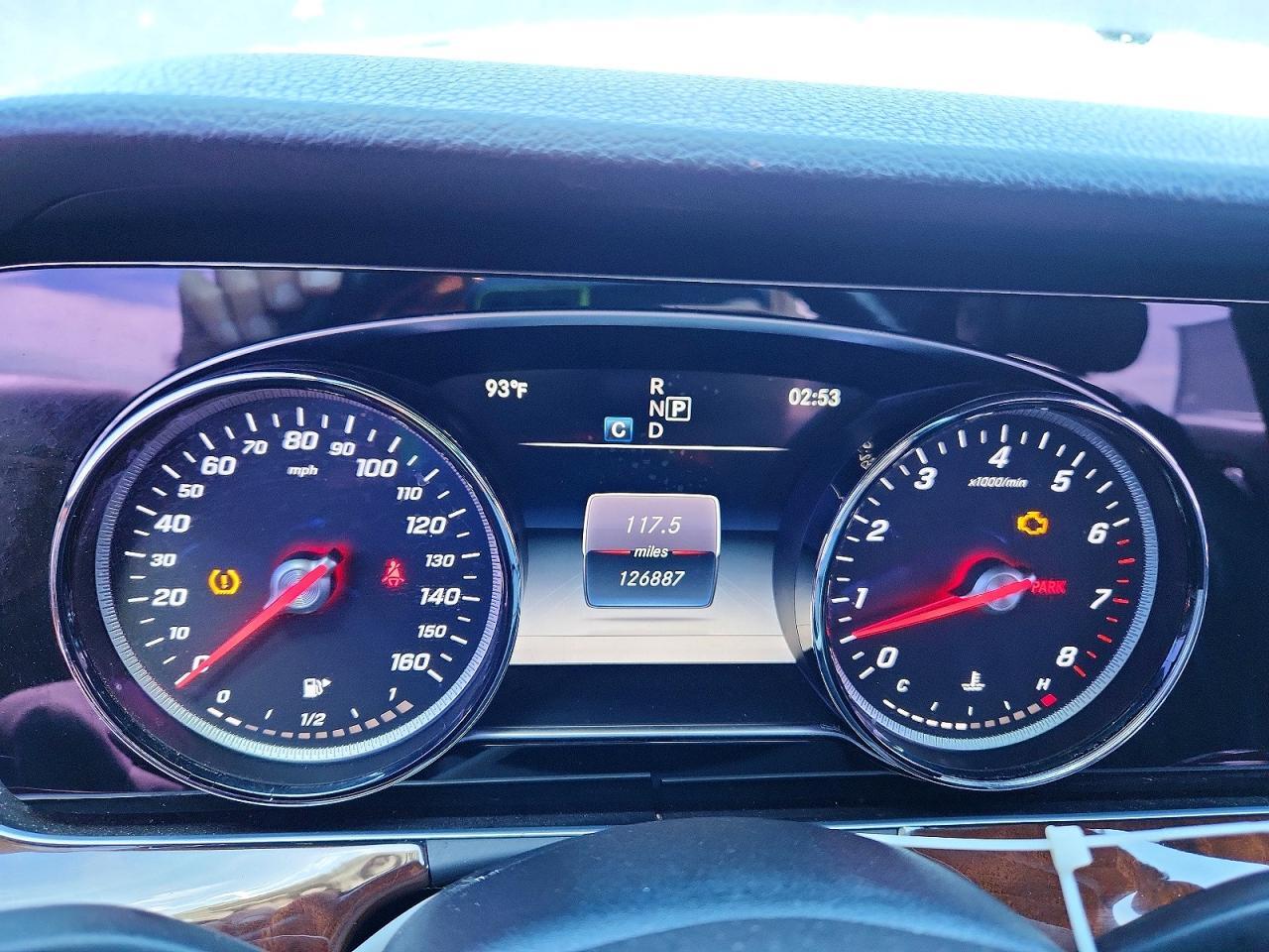 2017 MERCEDES-BENZ E 300 4MATIC — Фото 9 из 12