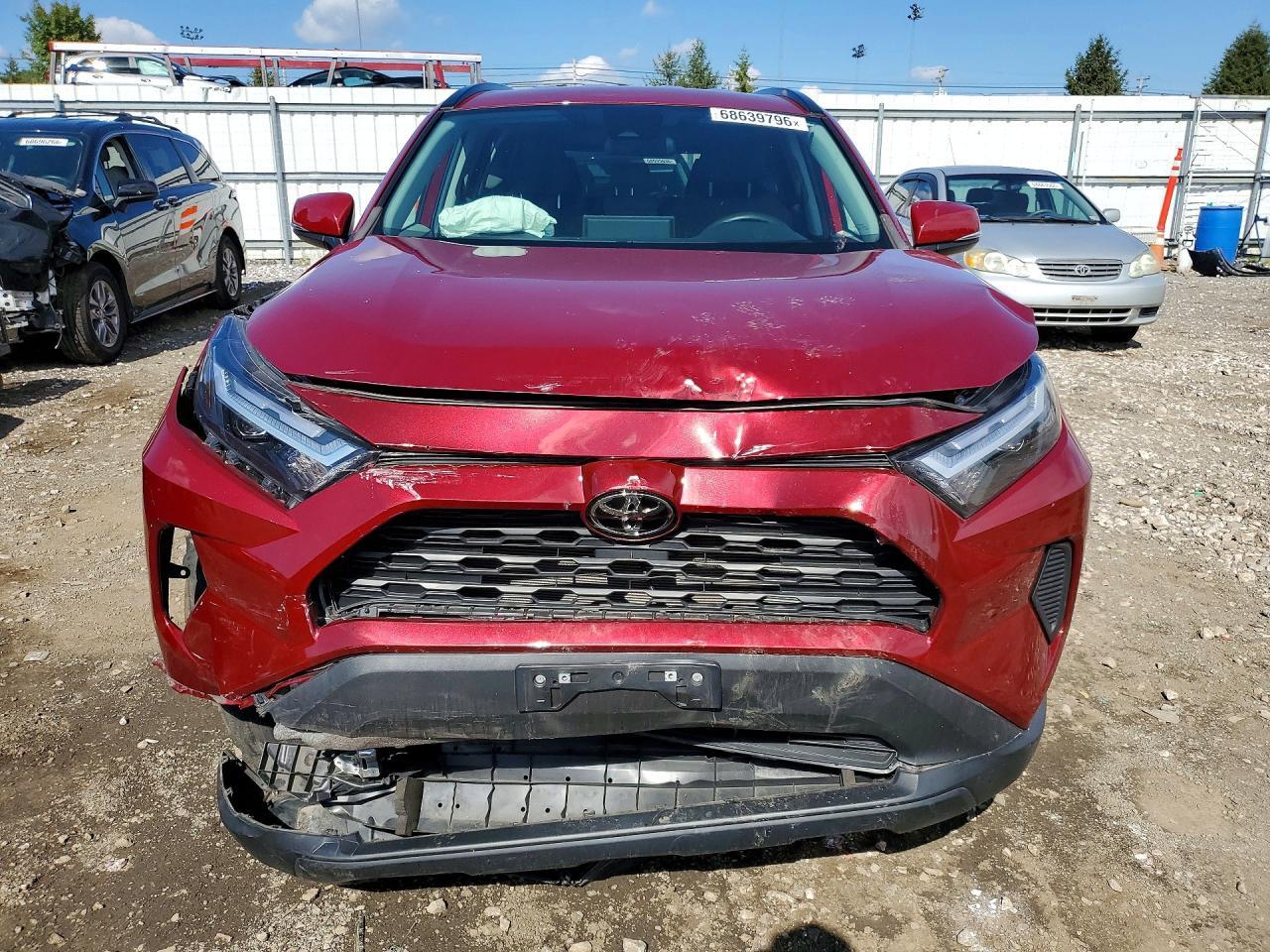 2022 TOYOTA RAV4 XLE — Фото 5 из 13