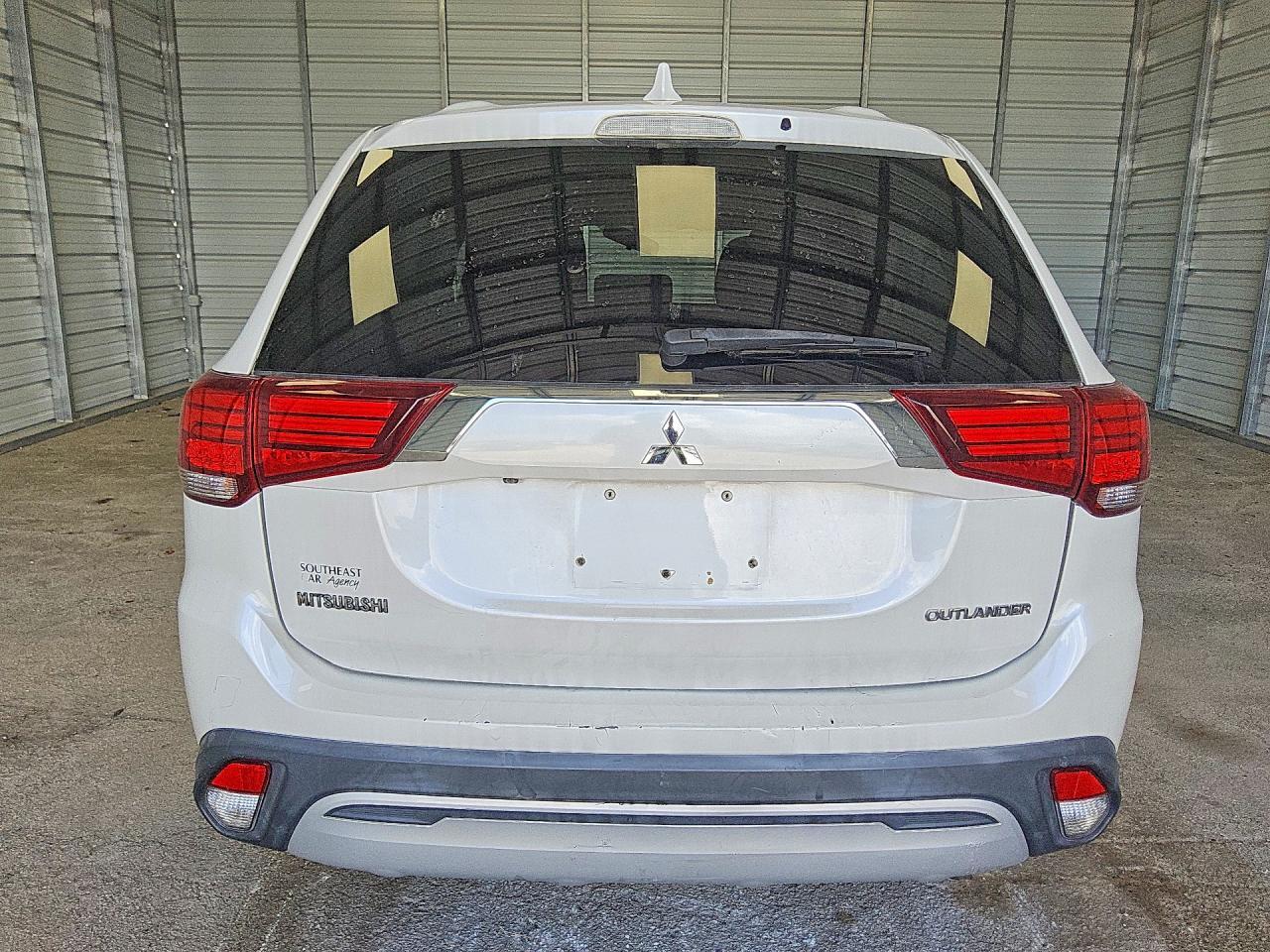 JA4AD2A37KZ013267 2019 MITSUBISHI OUTLANDER photo no. 6
