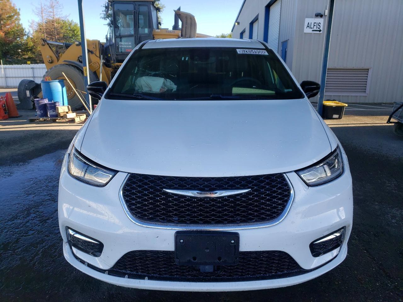 2C4RC1BG6TR172171 2026 CHRYSLER PACIFICA photo no. 5