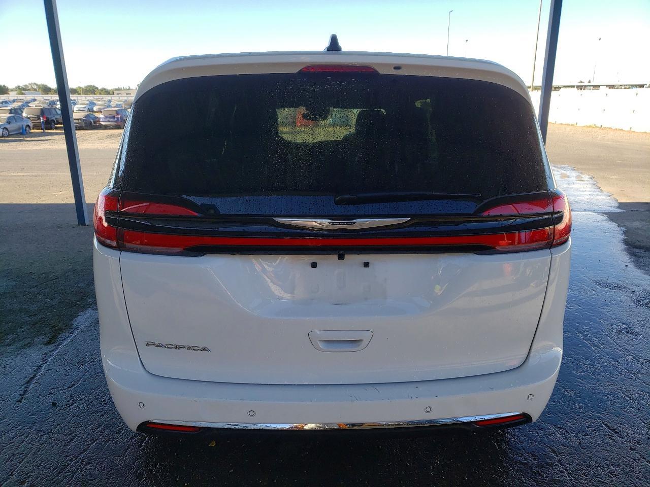 2C4RC1BG6TR172171 2026 CHRYSLER PACIFICA photo no. 6