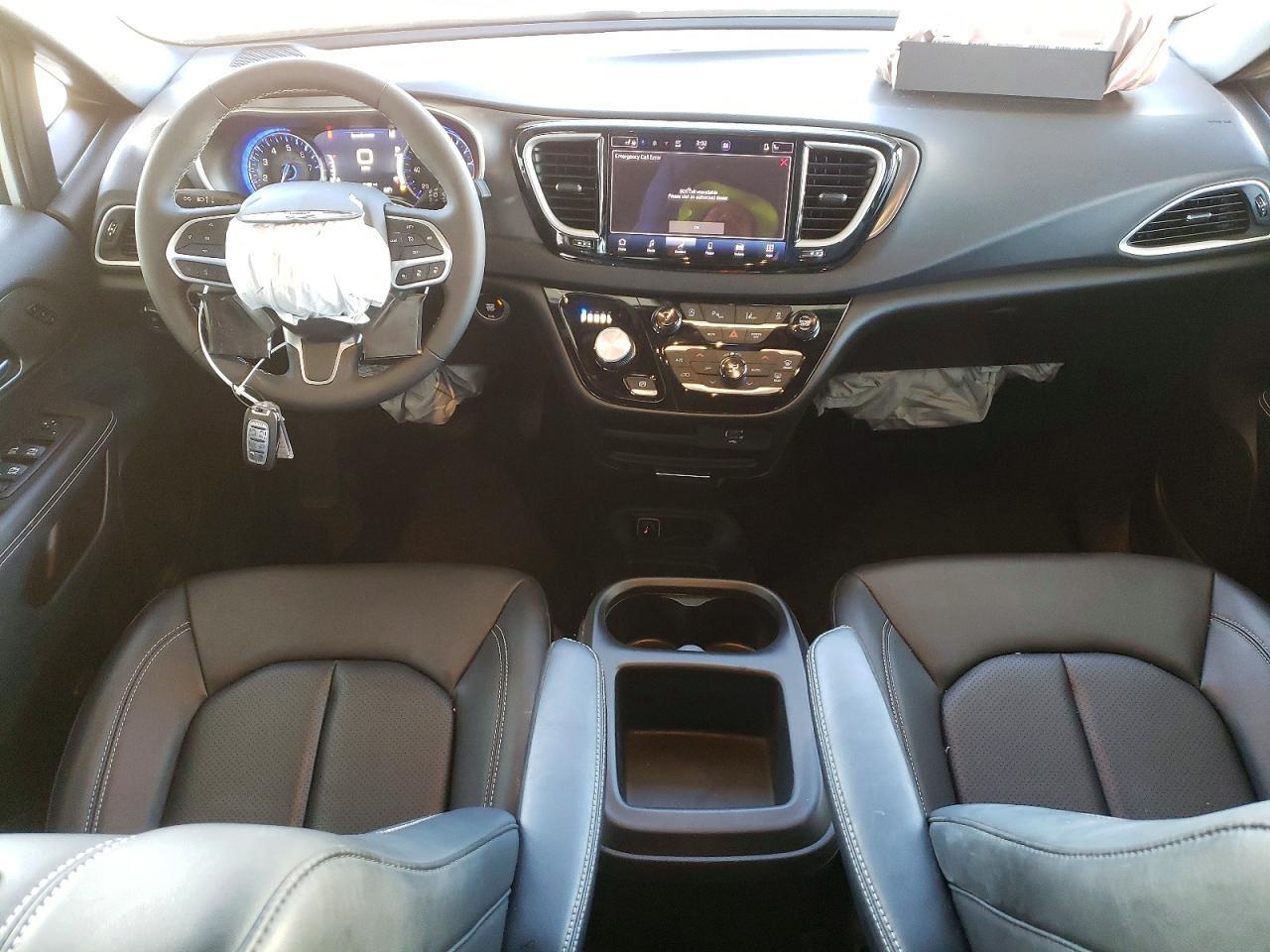 2C4RC1BG6TR172171 2026 CHRYSLER PACIFICA photo no. 8