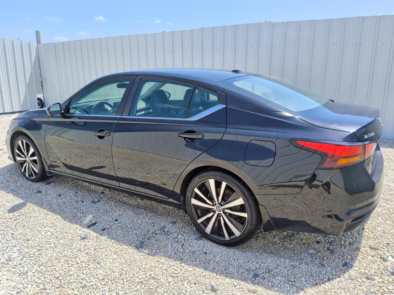 1N4BL4CV7KC181328 2019 NISSAN ALTIMA photo no. 2