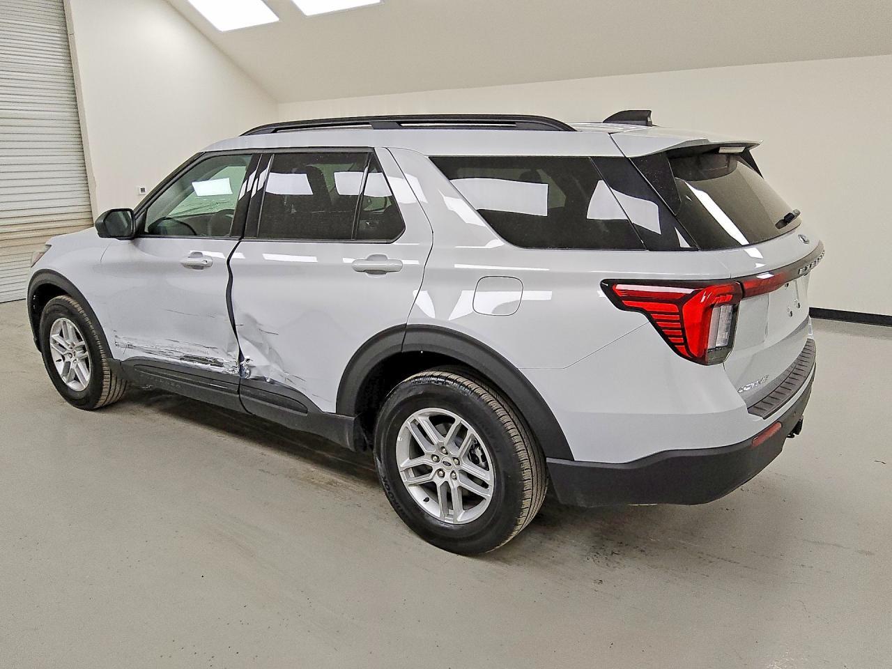 1FMUK8DH8TGB64470 2026 FORD EXPLORER photo no. 2