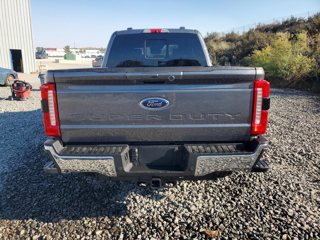 2026 FORD F250 SUPER DUTY — Фото 6 из 12
