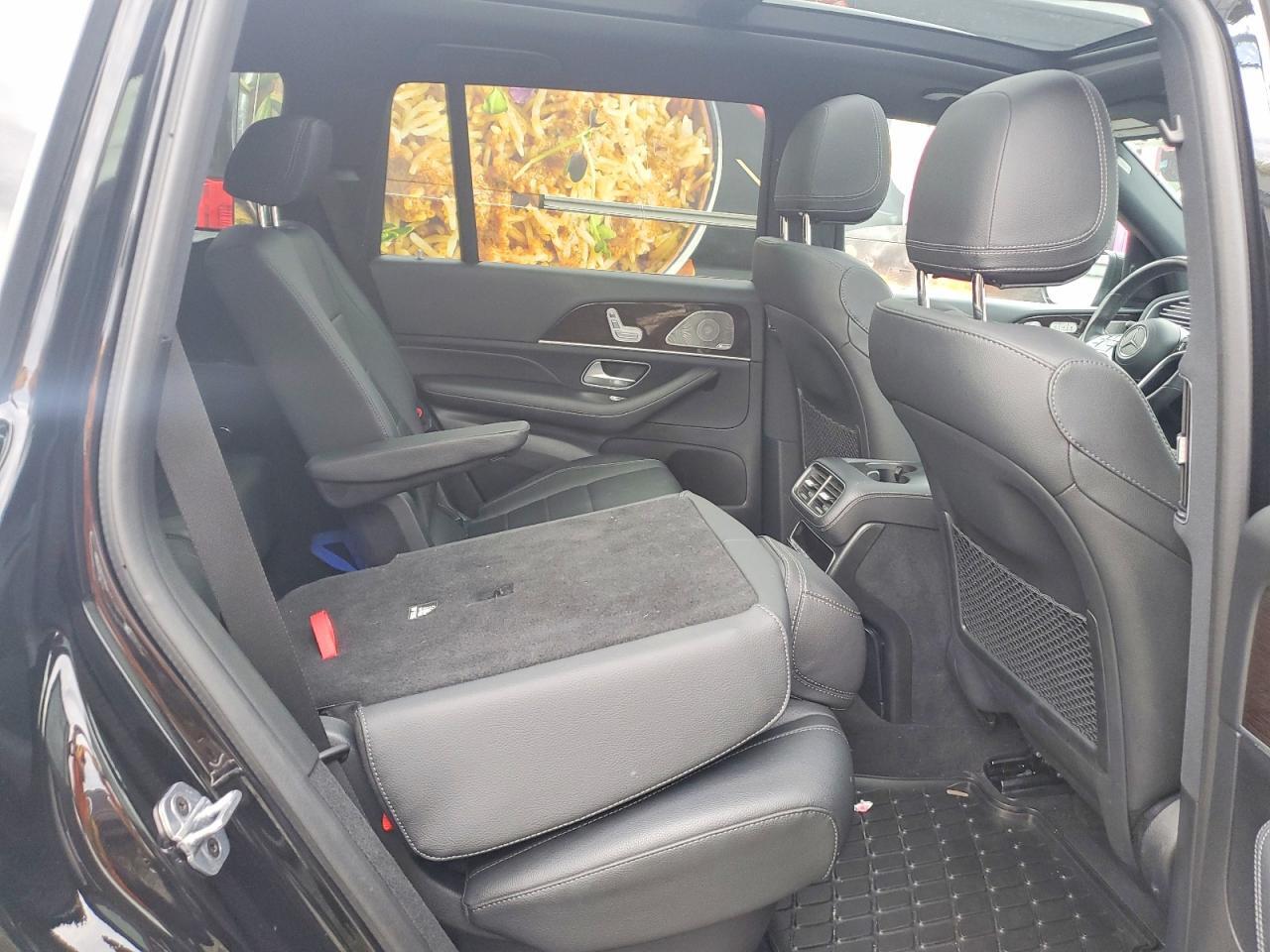 2024 MERCEDES-BENZ GLS 450 4MATIC — Фото 11 из 13