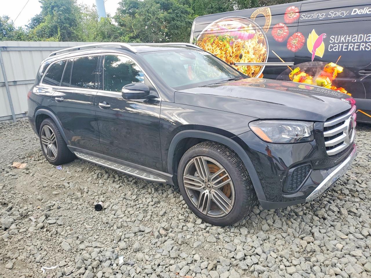 2024 MERCEDES-BENZ GLS 450 4MATIC — Фото 4 из 13