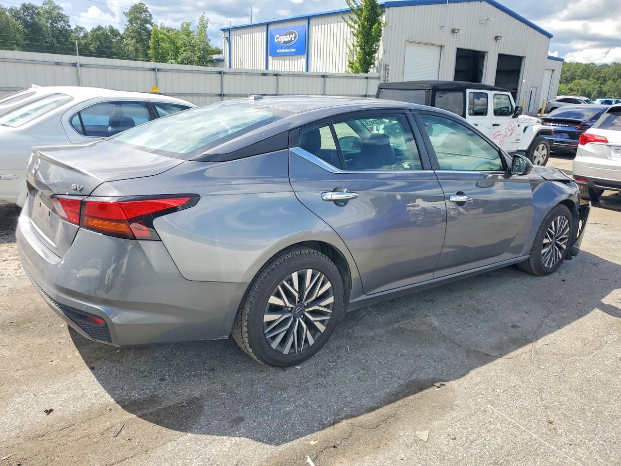 2024 NISSAN ALTIMA SV — Фото 3 из 12