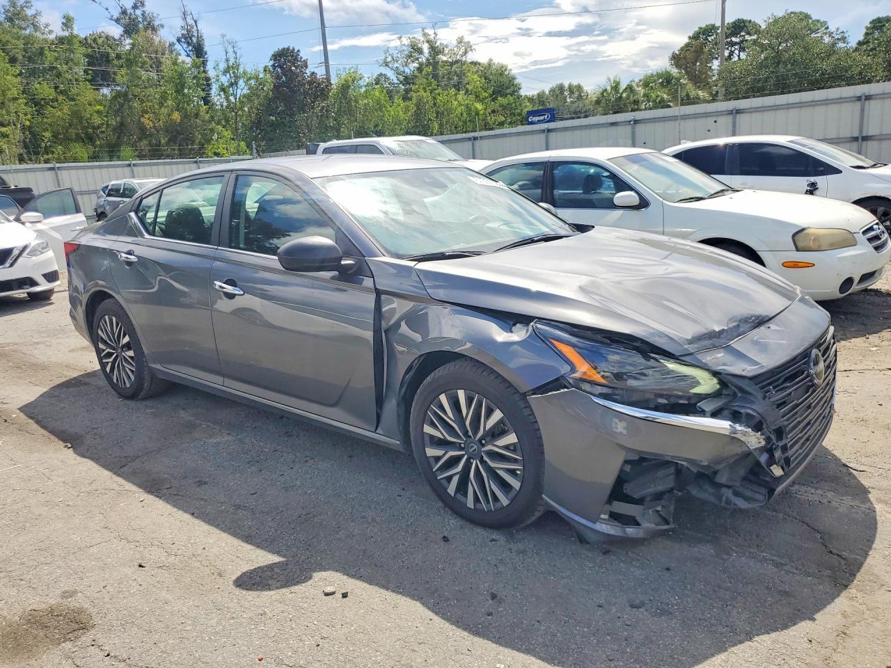 2024 NISSAN ALTIMA SV — Фото 4 из 12