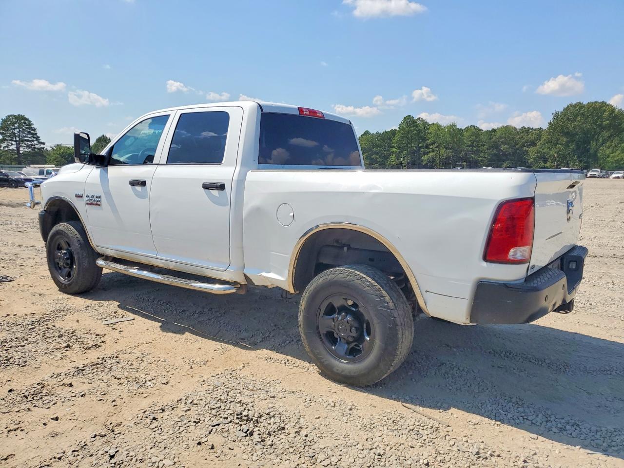3C6UR5CJ5GG106529 2016 RAM 2500 photo no. 2