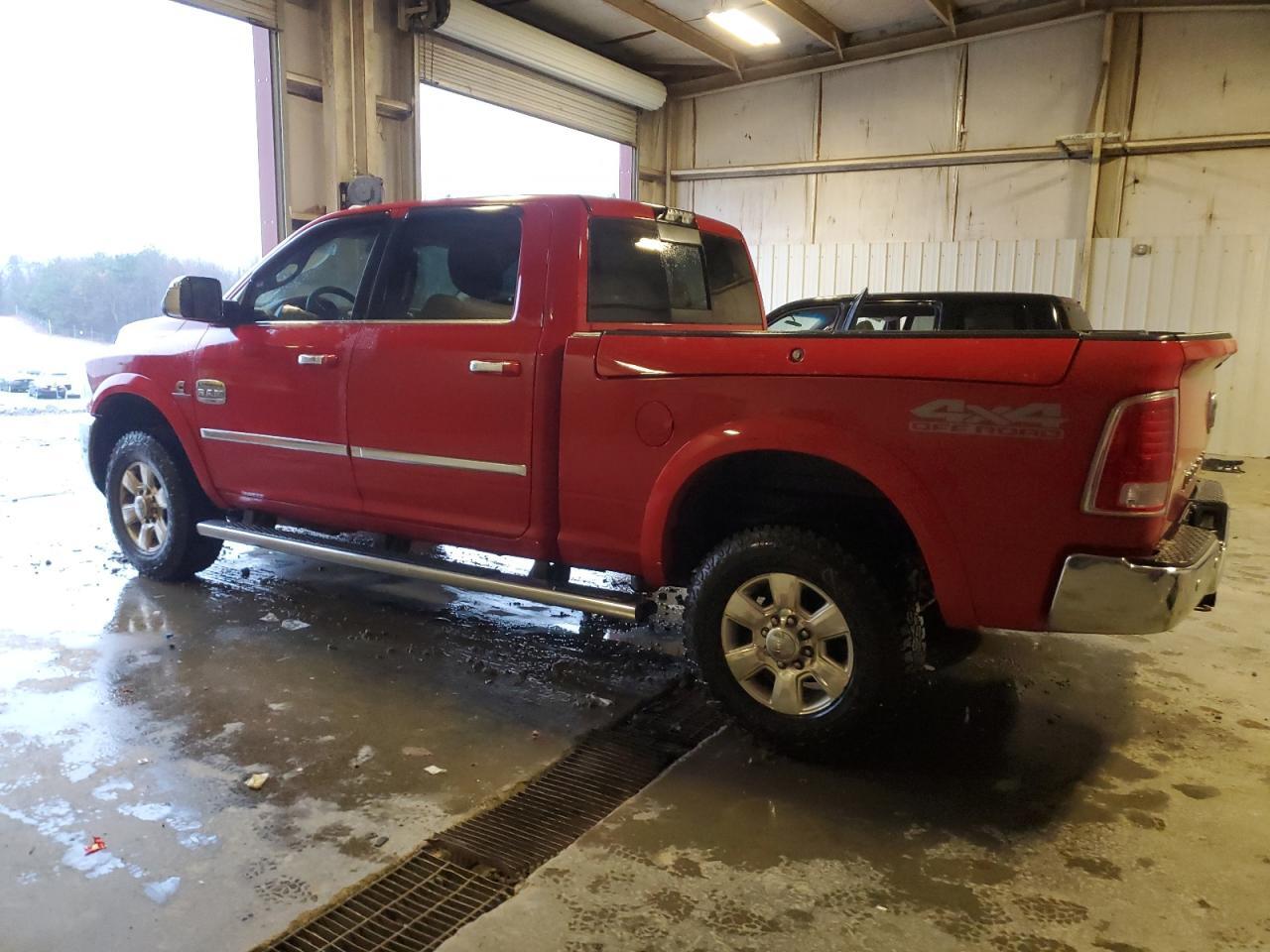 3C6UR5GL2JG258030 2018 RAM 2500 photo no. 2