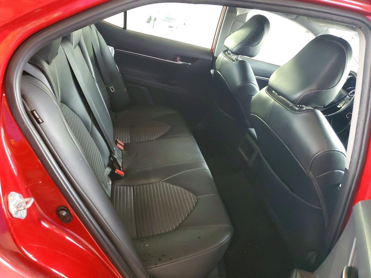 2021 TOYOTA CAMRY SE — Фото 10 из 12