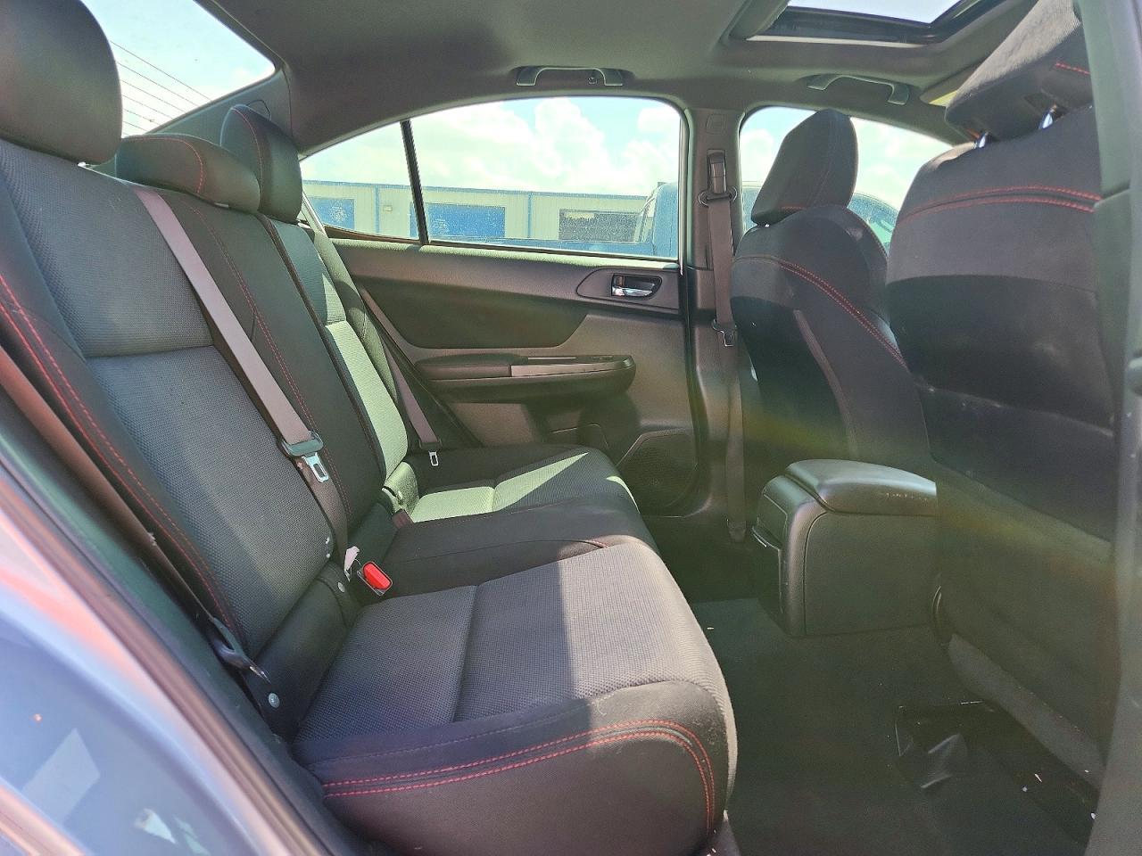 2015 SUBARU WRX PREMIUM — Фото 10 из 12