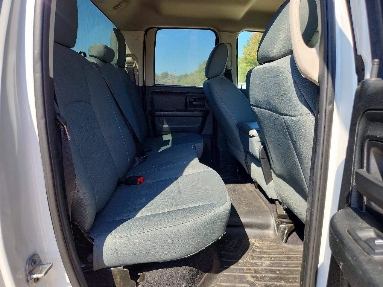 1C6RR7FG2HS759900 2017 RAM 1500 photo no. 10