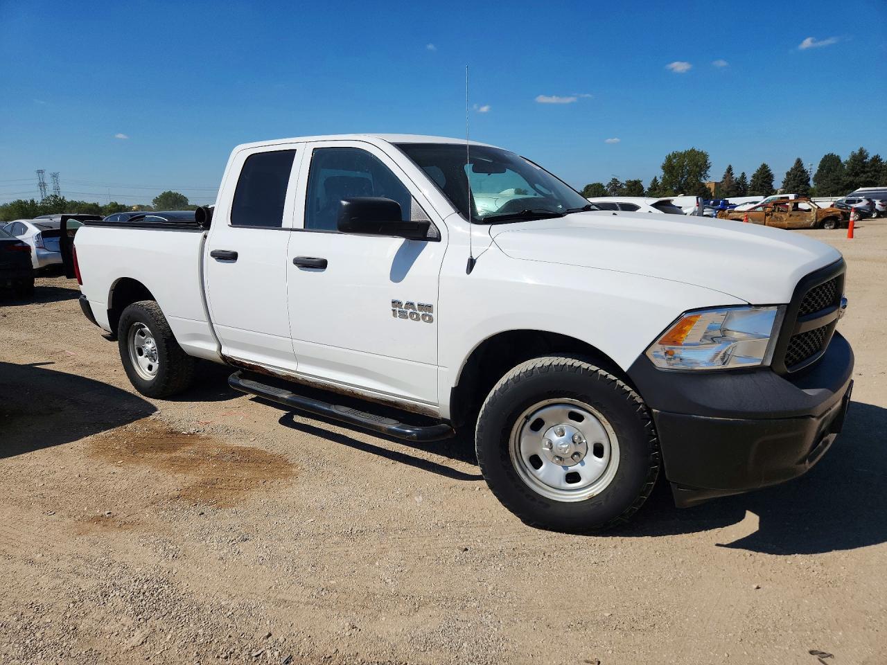 1C6RR7FG2HS759900 2017 RAM 1500 photo no. 4