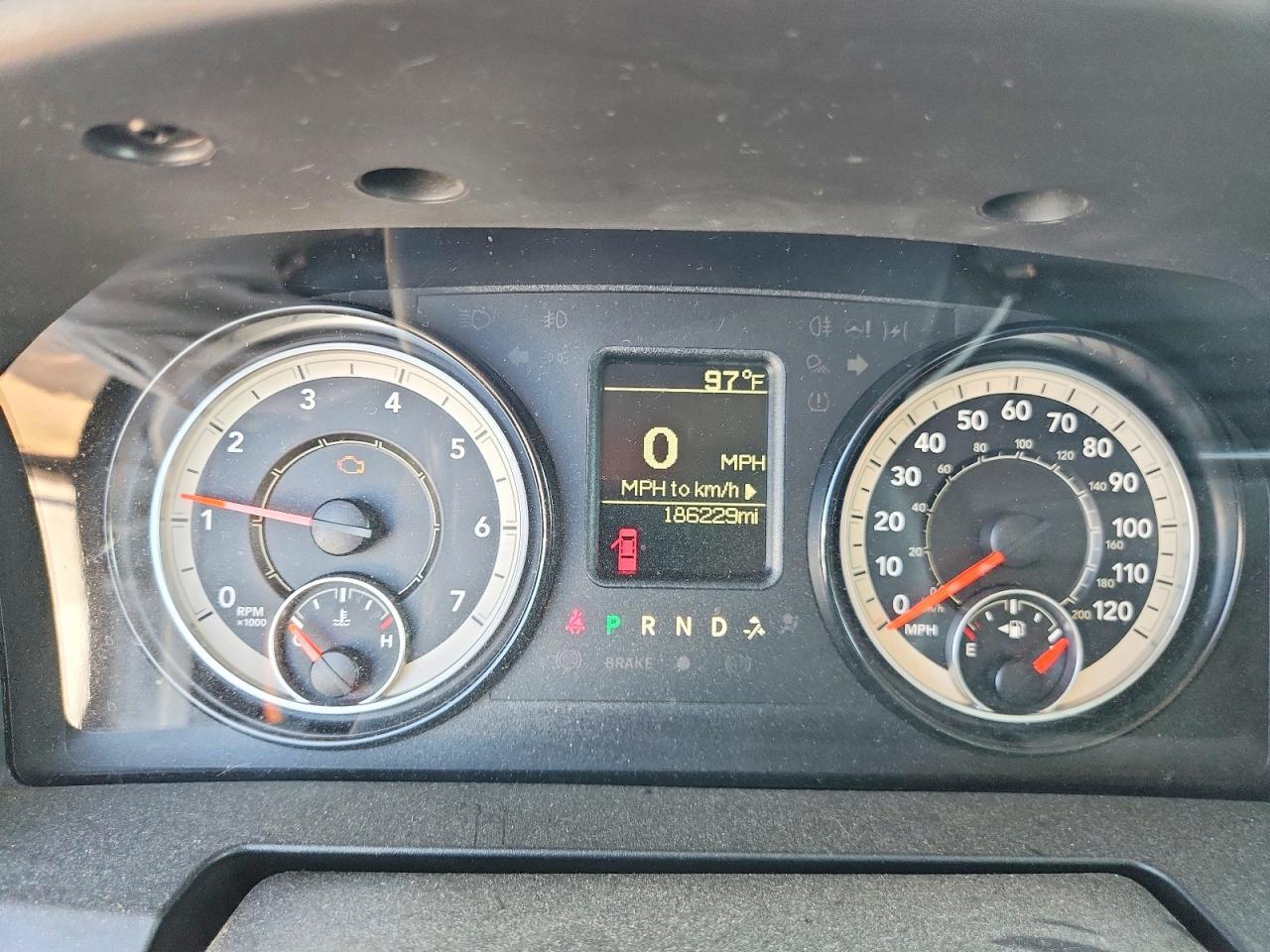 1C6RR7FG2HS759900 2017 RAM 1500 photo no. 9
